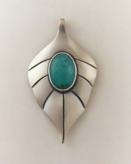 leaf_turquoise_pendant